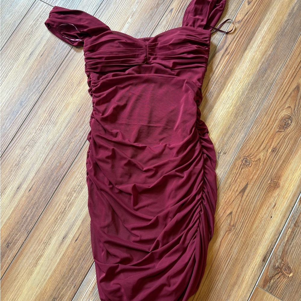 Windsor Elegant Burgundy Ruched Dress